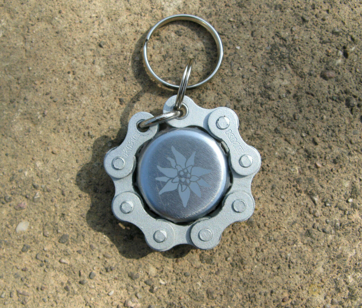 Porte-clés chaîne + capsule Edelweiss