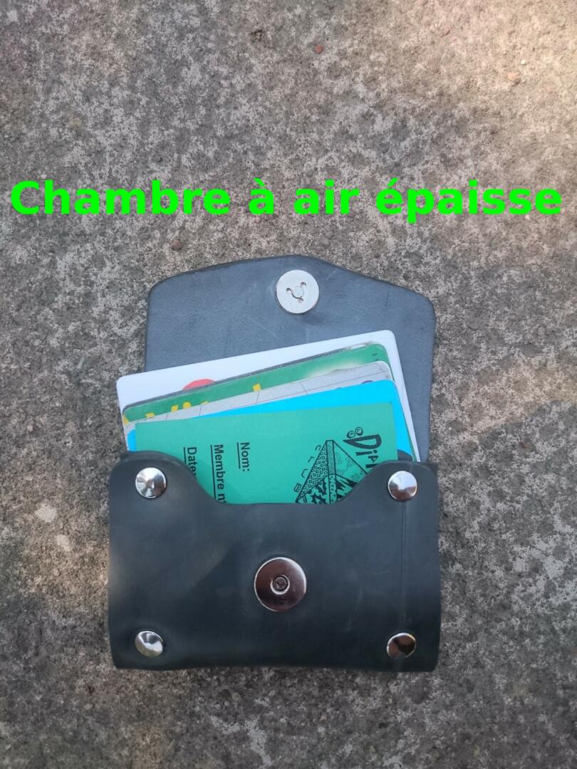 Porte-cartes en chambre à air de tracteur