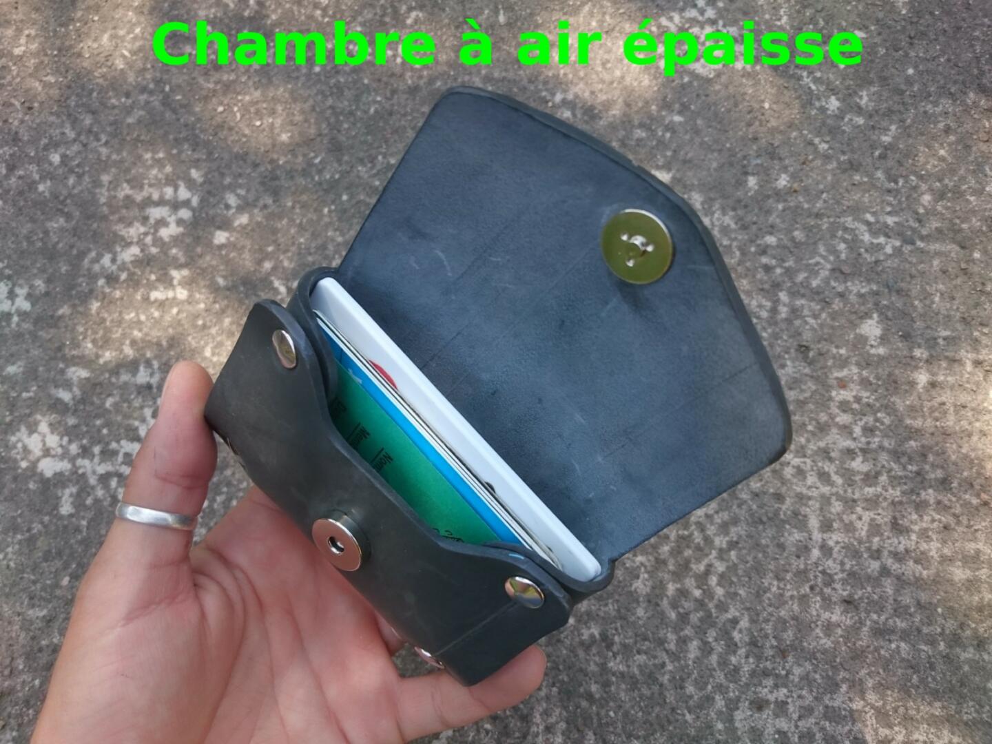 Porte-cartes en chambre à air de tracteur