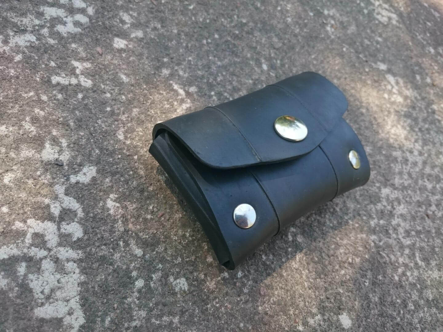 Porte-monnaie en chambre à air de tracteur