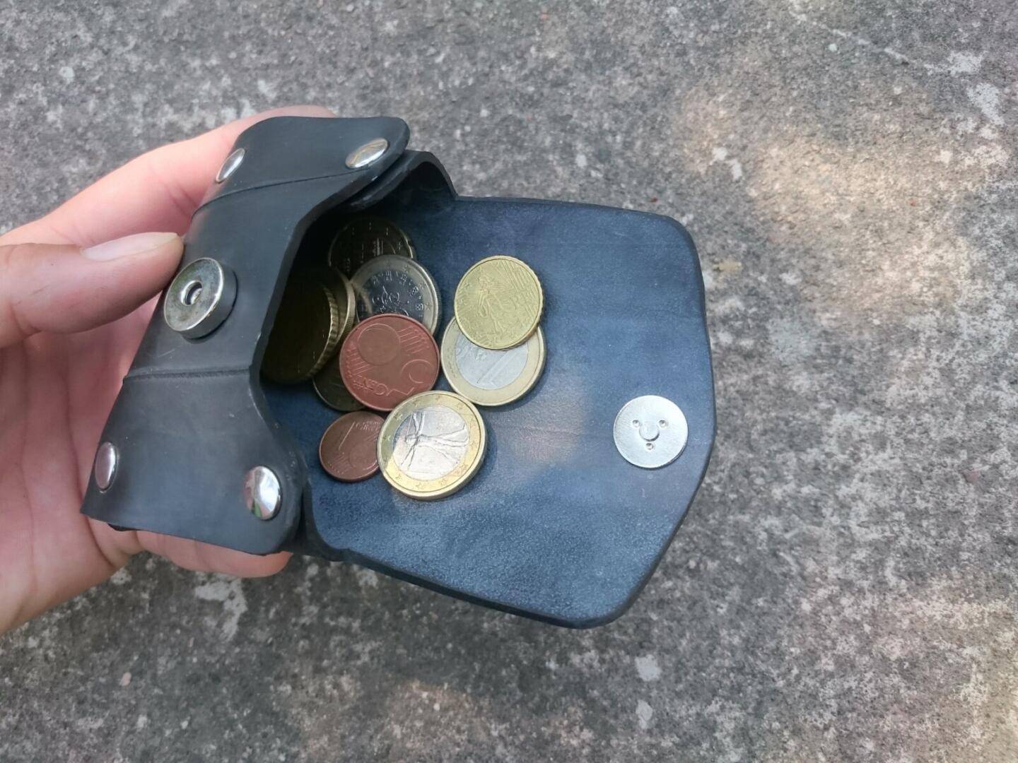 Porte-monnaie en chambre à air de tracteur