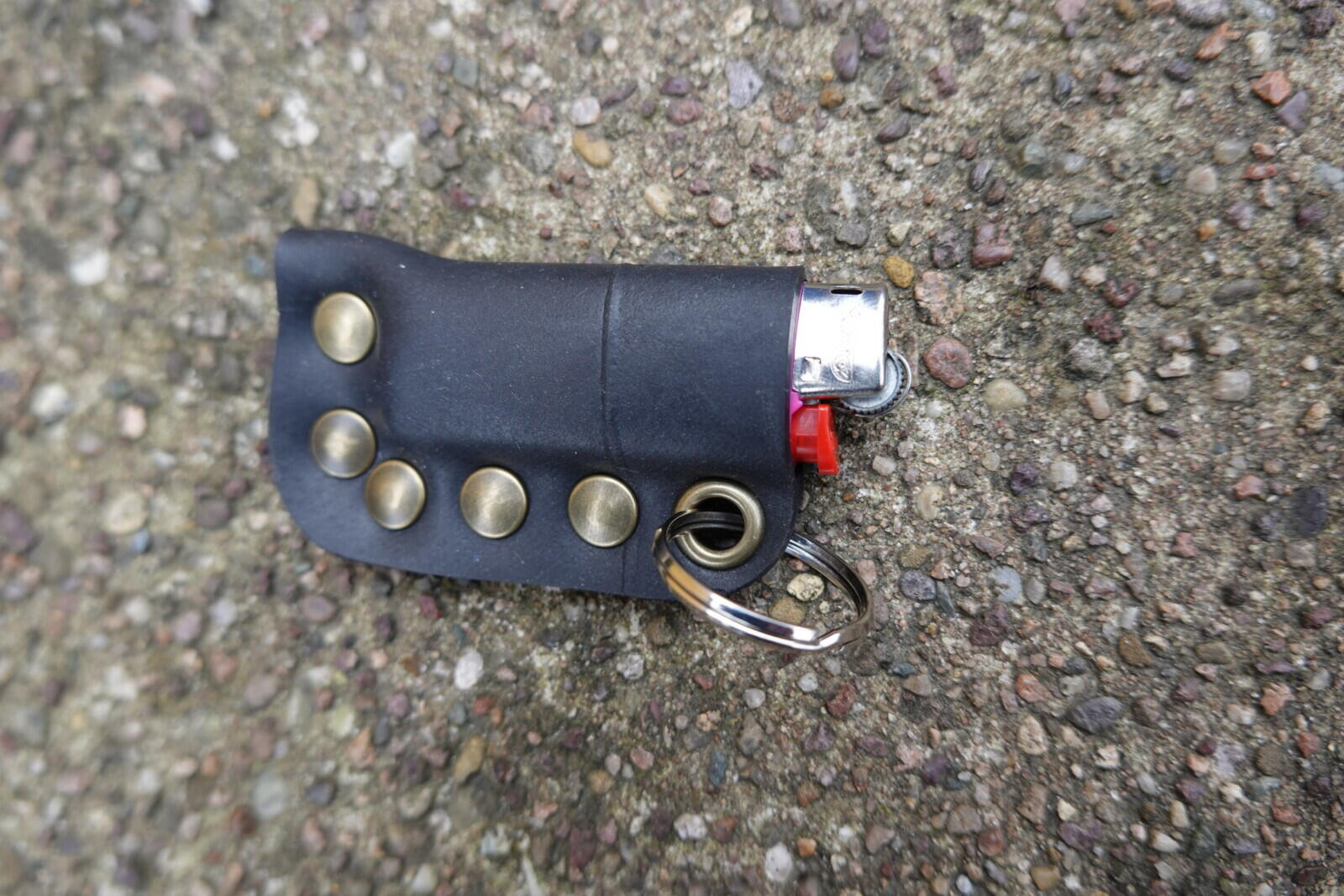 Étui à briquet - porte-clés briquet