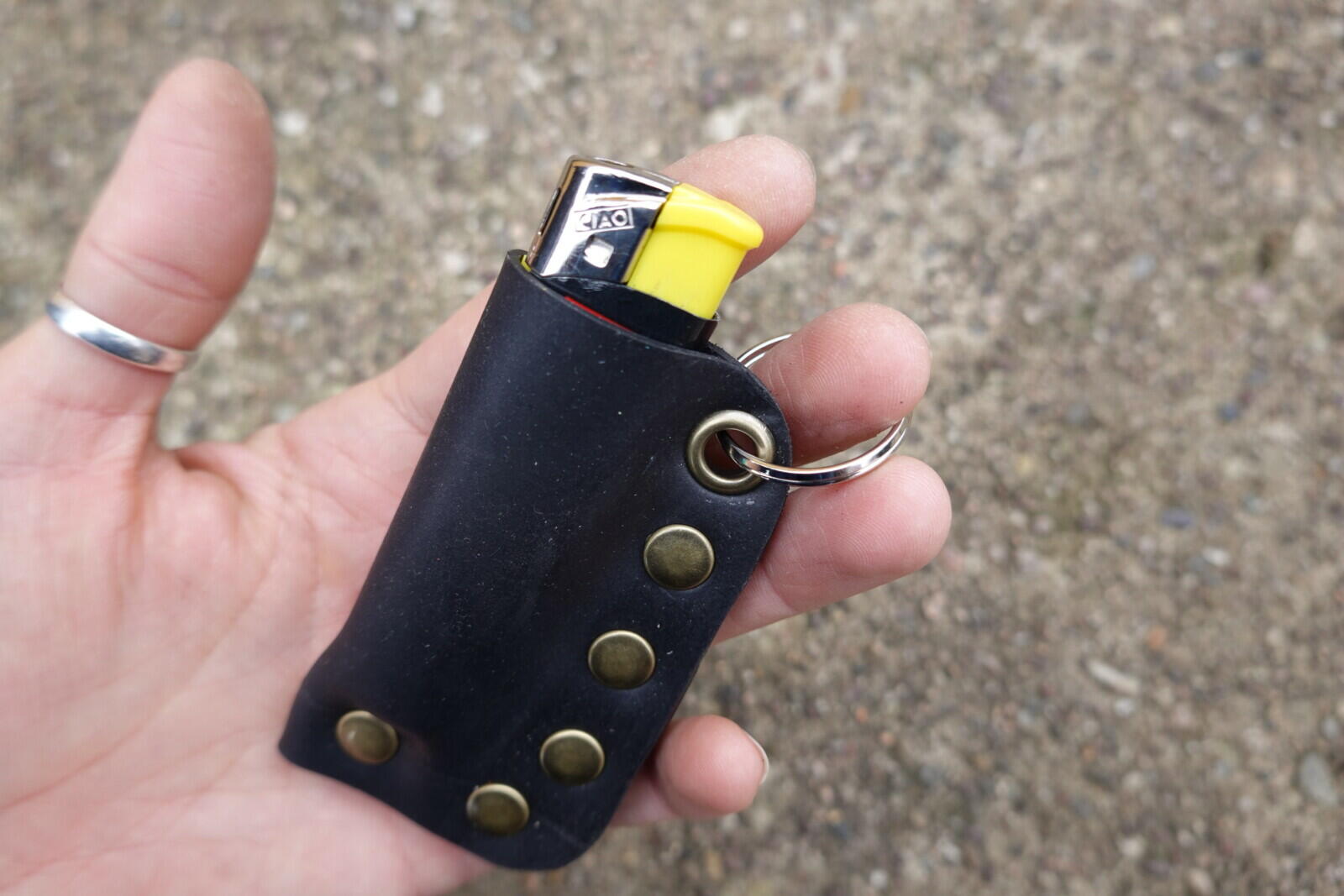 Étui à briquet - porte-clés briquet