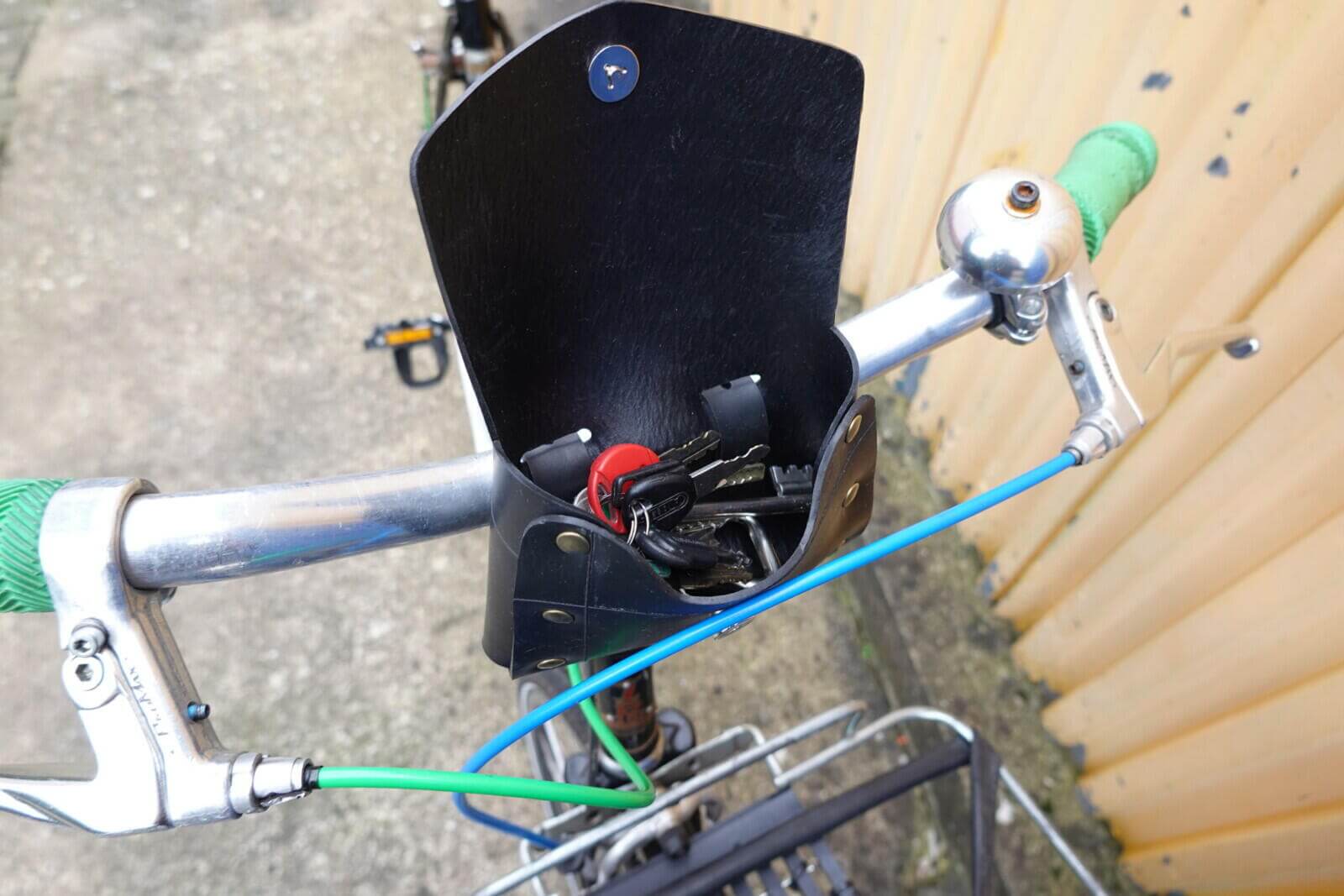 Sacoche de guidon en chambre à air de tracteur - taille moyenne